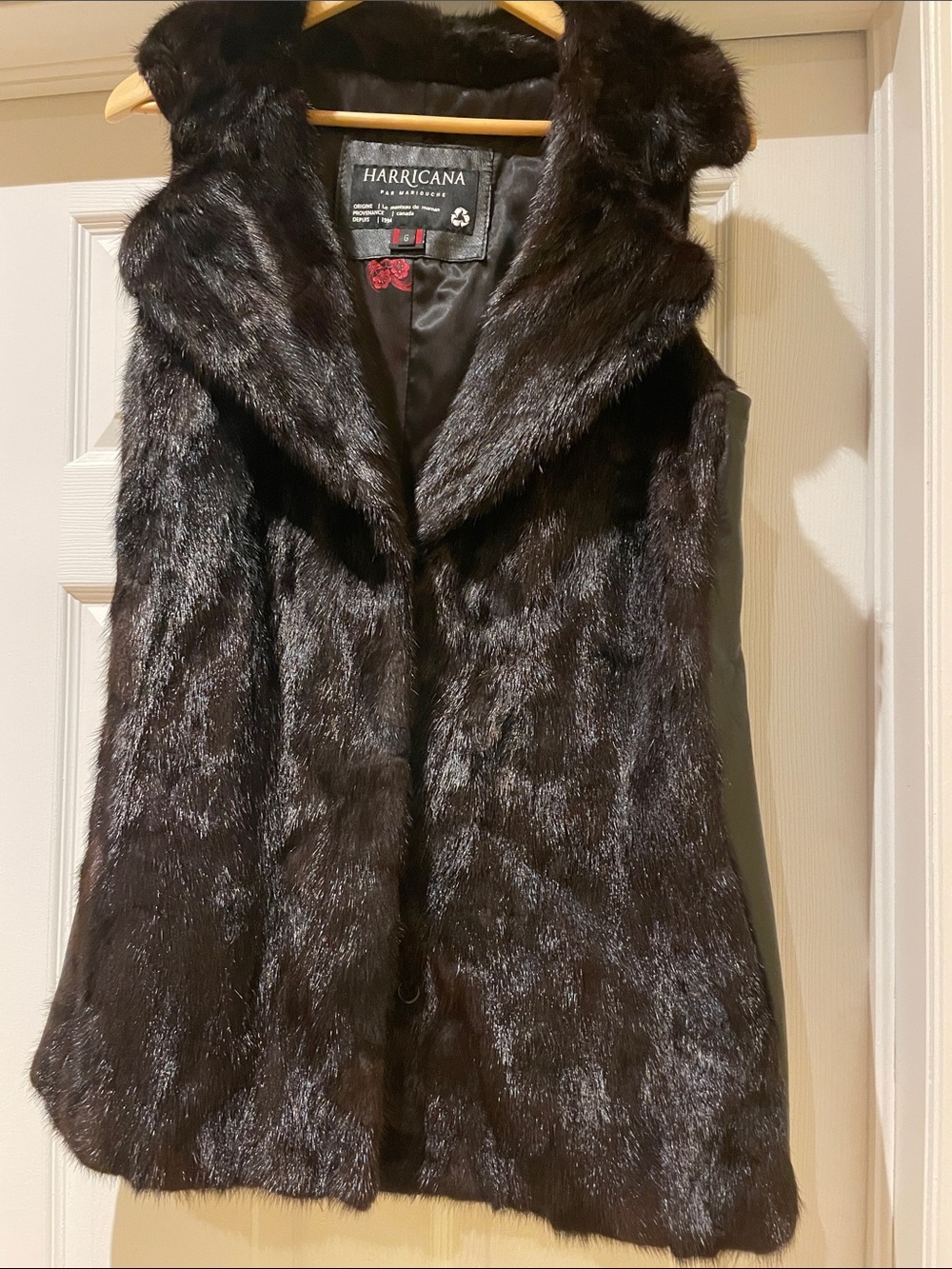 Harricana Black Upcycled Fur & Leather Longline Vest L – Luxury Layering